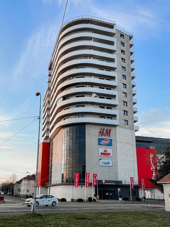 Plaza Apartment Satu Mare Exterior foto